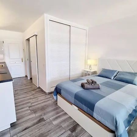 Апартаменты Lina 25 Playa Roca Коста-Тегисе
