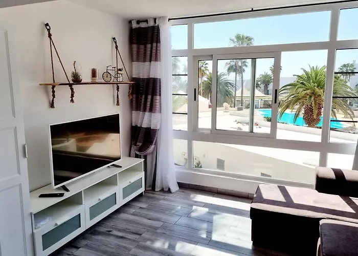 Lina 25 Playa Roca *