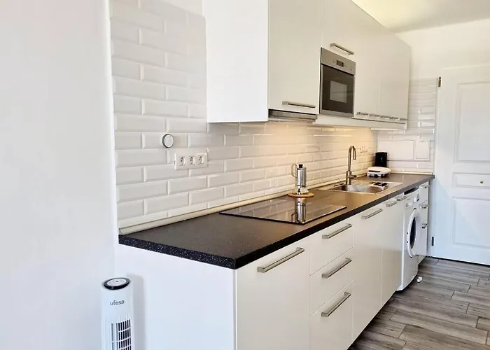 Lina 25 Playa Roca *